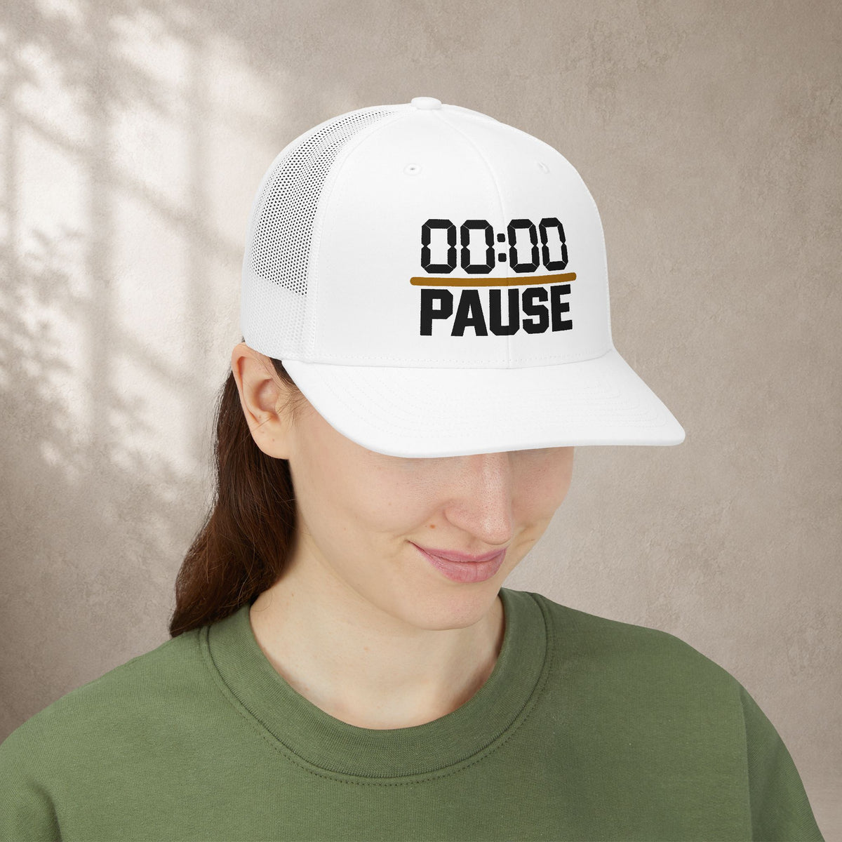 Pause Timer Snapback Trucker Cap — "00:00 PAUSE" Graphic Hat