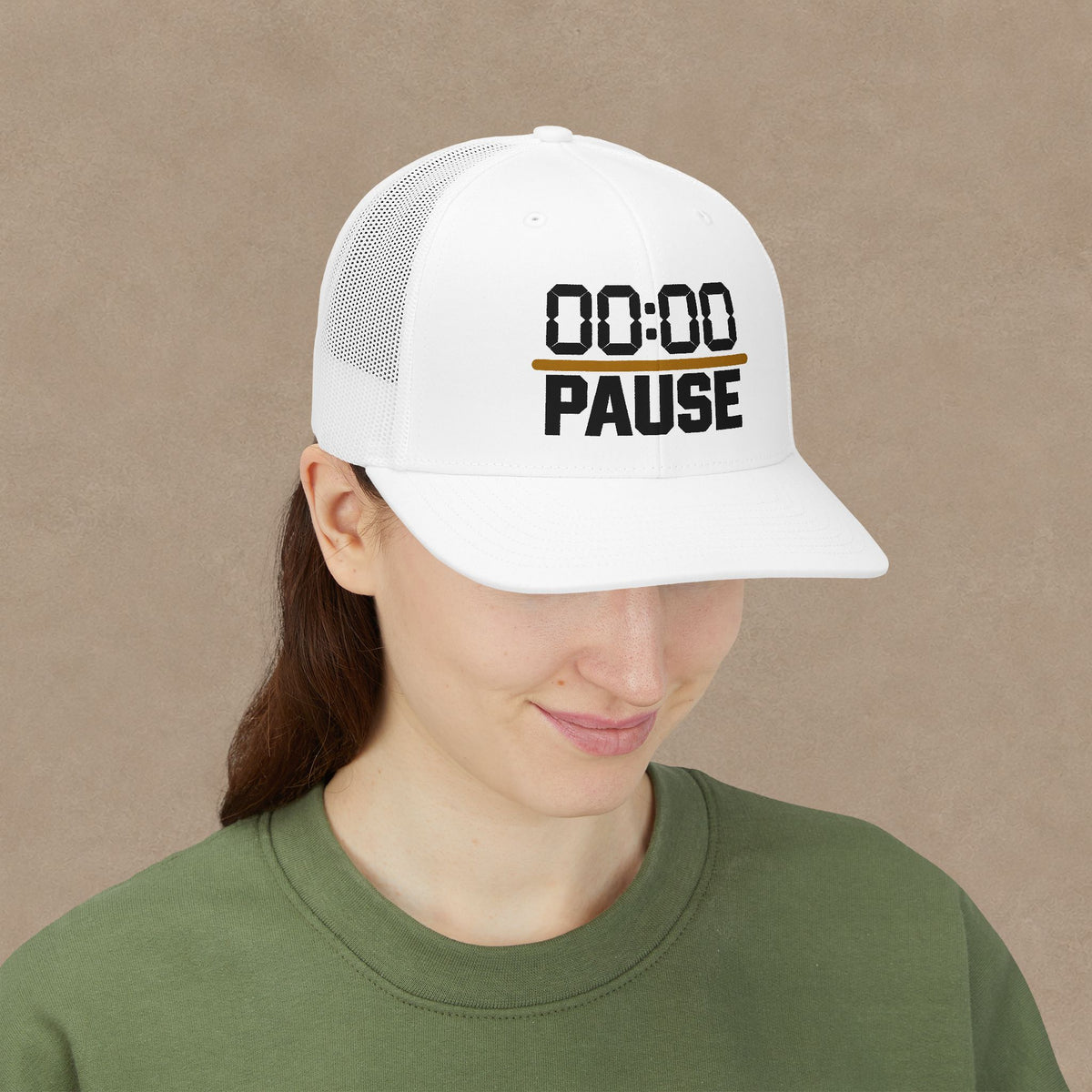 Pause Timer Snapback Trucker Cap — "00:00 PAUSE" Graphic Hat